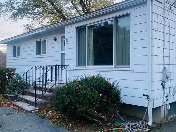 1 Wheatland St, Burlington, MA 01803 3 Bedroom House for $4,100