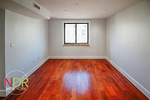 Rented by Next Door Realty NYC | media 8