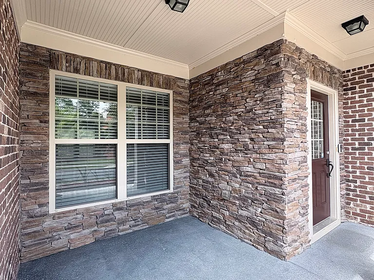 2440 Northmont Pkwy — Photo 3