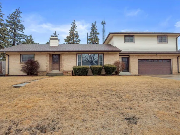 8350 West Plainfield AVENUE, Greenfield, WI 53220