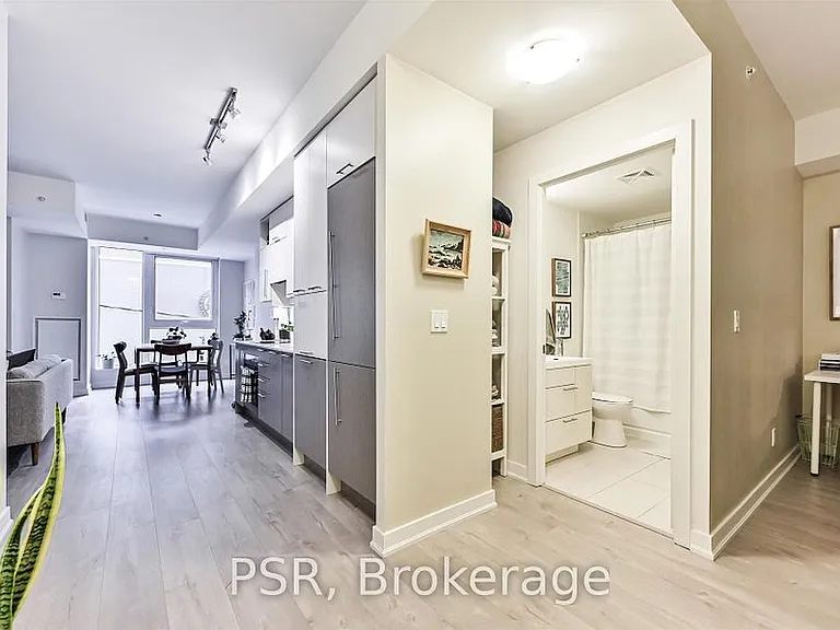 199 Richmond St W #218 — Photo 25