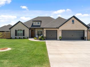 865 Budrio Ave, Springdale, AR 72762