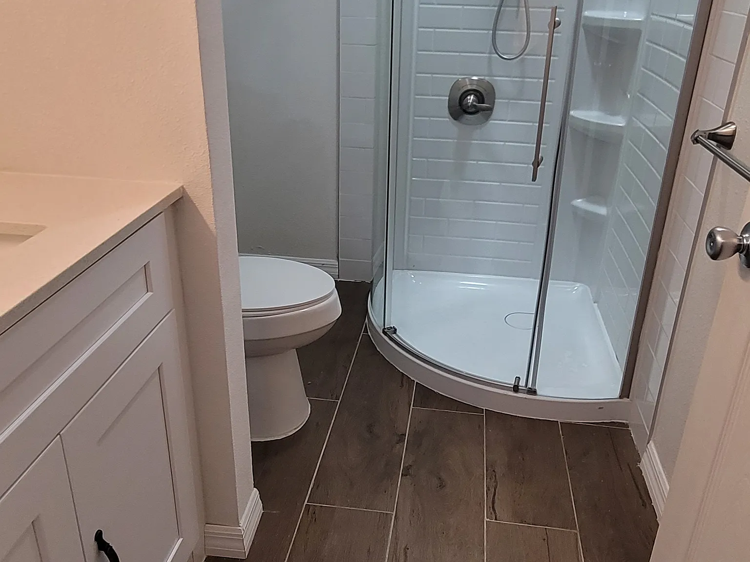 1810 Walnut Creek Dr — Photo 4
