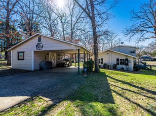 409 Kauai Ct, Tool, TX 75143