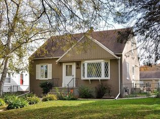 2736 York Ave N, Robbinsdale, MN 55422