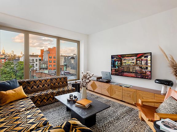 3rd image of 75 Kenmare St #6A