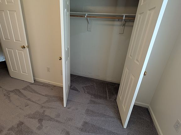 4th image of 253 S Bedford St #253