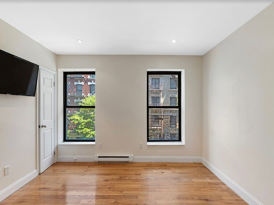 1st image of 8 W 108th St #39A