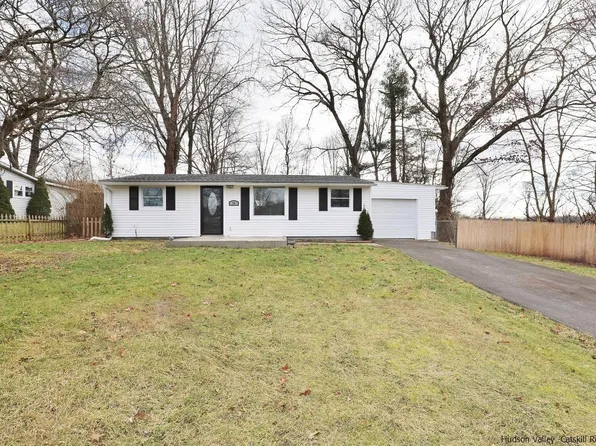 48 South Road, Mt. Marion, NY 12456