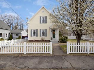 35 Grove St, Rockland, MA 02370