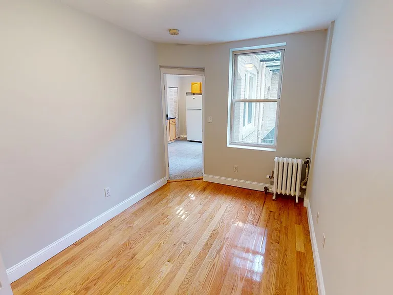 224 Hanover St #11A — Photo 5