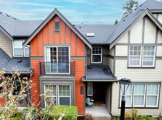 7179 NE Stonewater St, Hillsboro, OR 97124