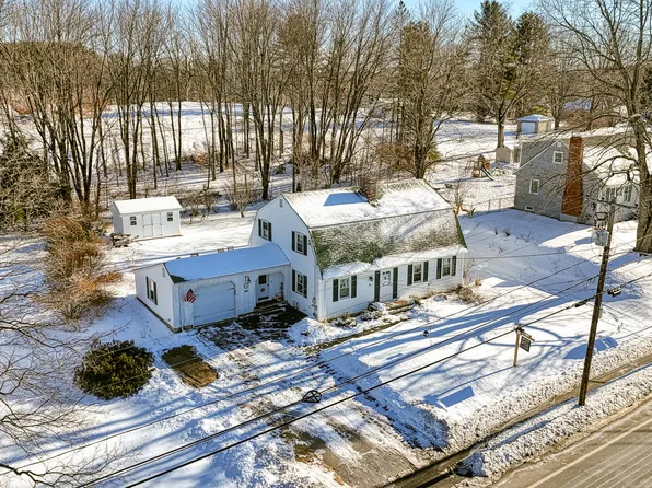 385 East Avenue, Lewiston, ME 04240
