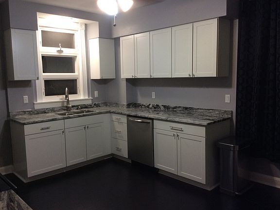 3rd image of 3359 White Pl