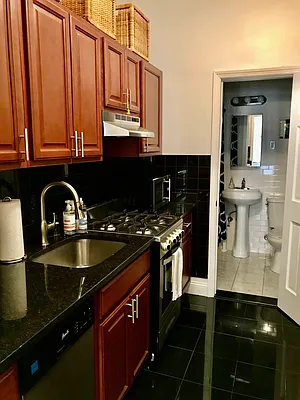 Rented by PennApts | media 39