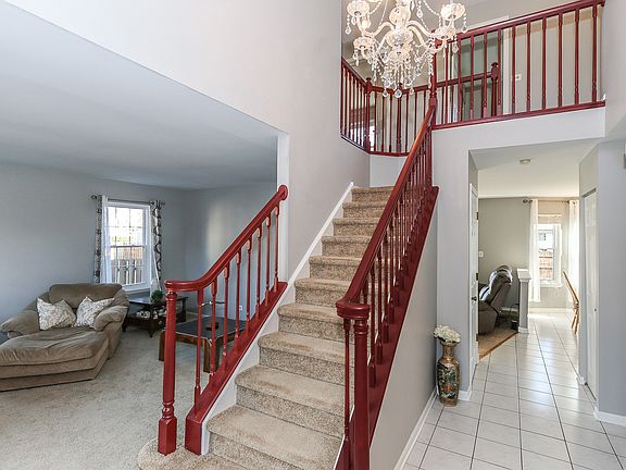 4th image of 1558 Stockton Ct