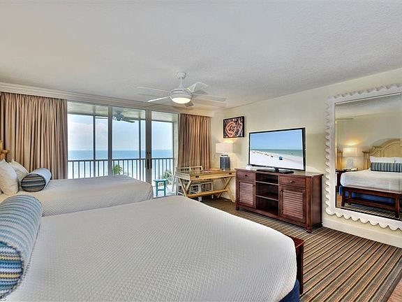 4th image of 140 Estero Blvd #2212