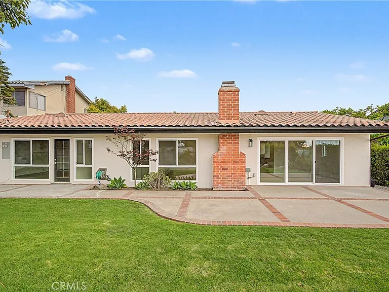 6917 Clovercliff Dr — Photo 30