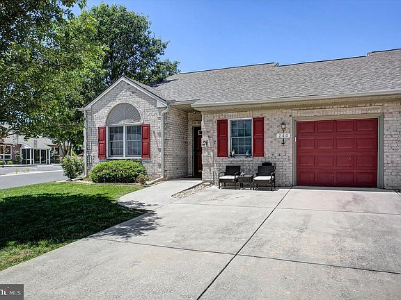 3rd image of 240 Sunbrook Ln #137