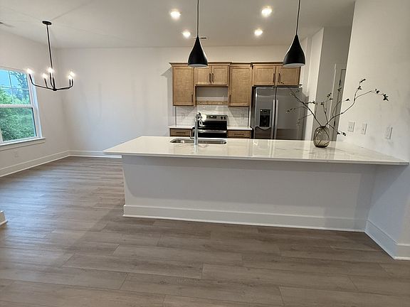 5th image of 1206 Euclid Dr Lot 92