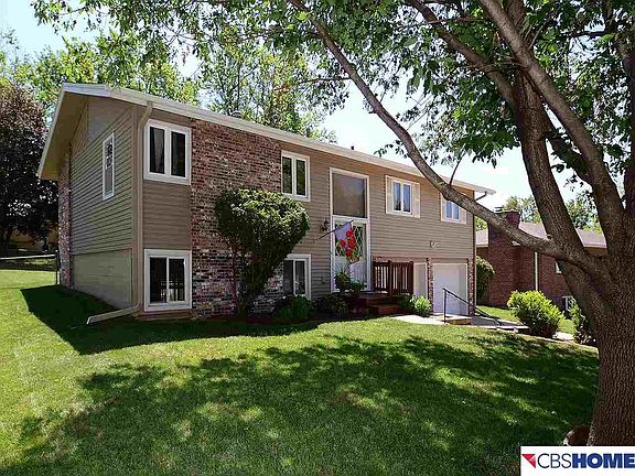 2nd image of 4811 N 114th St