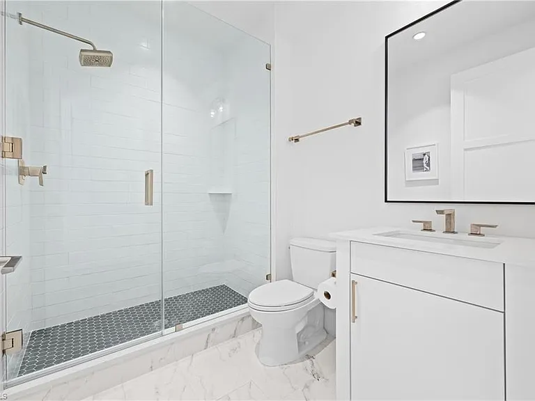 850 Central Ave #203 — Photo 16