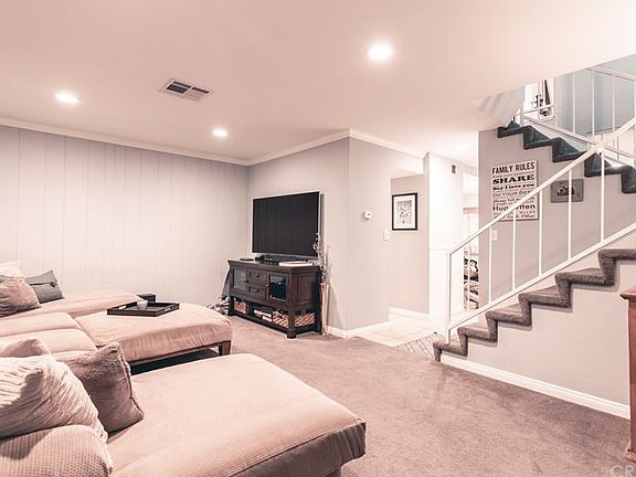 2nd image of 19010 Archwood St Unit 2