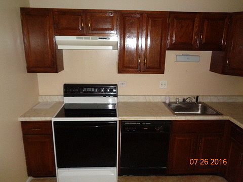 4th image of 100 Park Ave APT 605