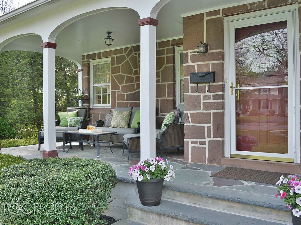 2nd image of 116 N Pleasant Ave