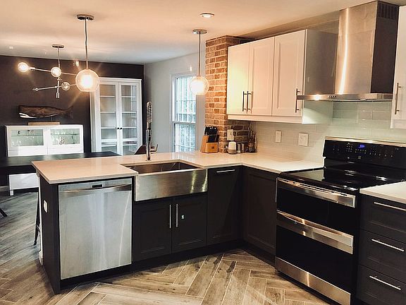 Contemporary Kitchen