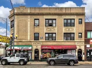3356 Montrose, Chicago, IL 60618
