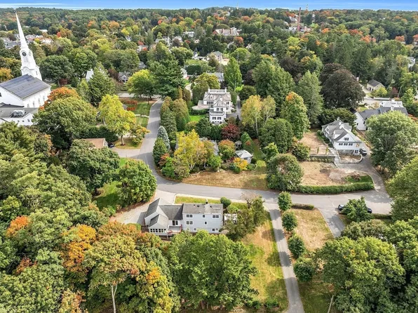 5 Old South Ln, Andover, MA 01810