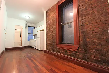 Rented by Dynamik Realty