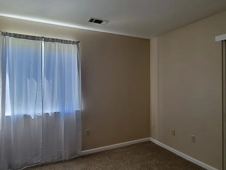 2154 Hemingway St — Photo 14