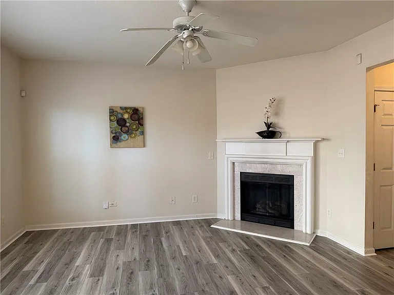 1356 Upshur Pl — Photo 4