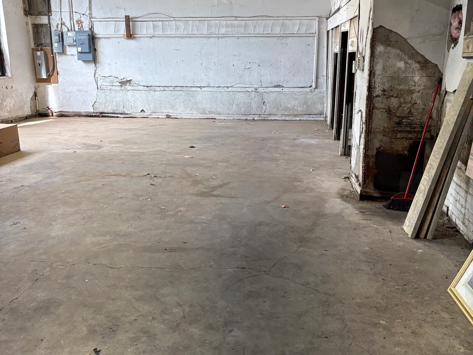 Studio, 921 sqft, $515 — Photo 4