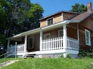 13 Davis Ave, Poughkeepsie, NY 12603