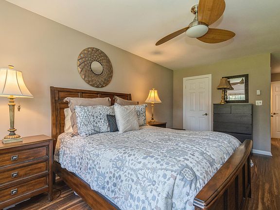 3rd image of 91 Hearthside Dr #91