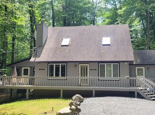 1695 Stag Run, Pocono Lake, PA
