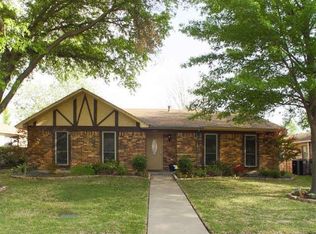 1417 Trowbridge St, Garland, TX 75044