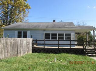 128 Huff St, Renick, WV 24966