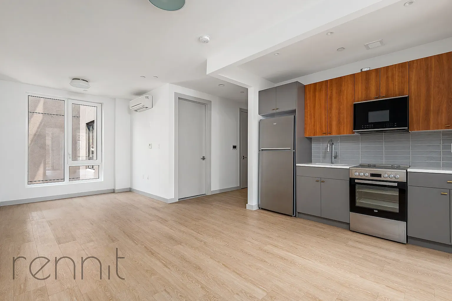 2809 Clarendon Road — Photo 1