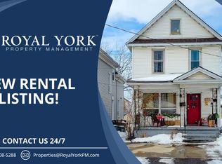 5557 McGrail Ave #1, Niagara Falls, ON L2G 3R2