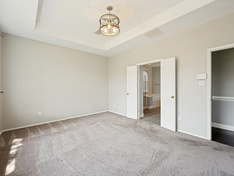 4849 Gloucester Dr — Photo 16