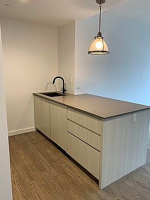 3rd image of 125 Parkside Ave APT 6F
