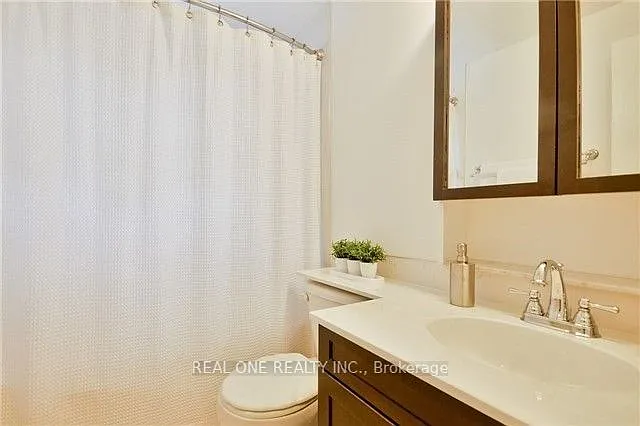 19 Liszt Gate #308-A1 — Photo 5