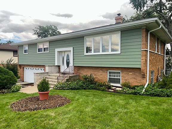 2nd image of 8041 W 91st St