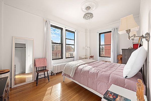 1st image of 510 Cathedral Pkwy #10F