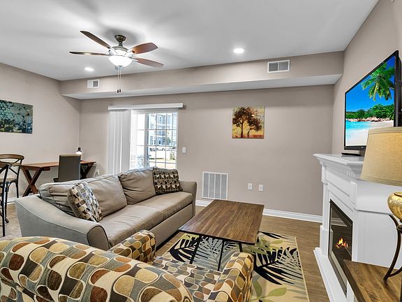 4th image of 2493 Sweet Home Rd #111