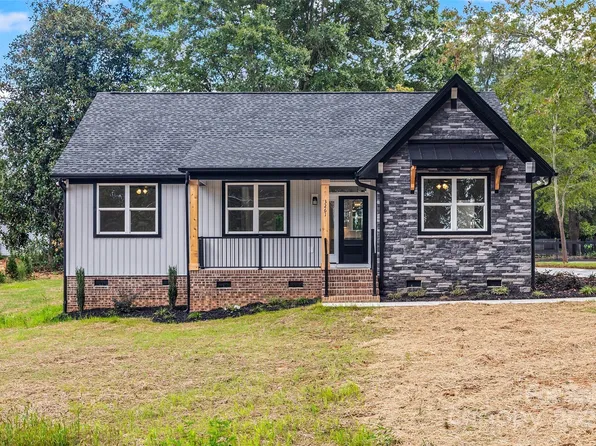 3261 Enola Dr, Rock Hill, SC 29732